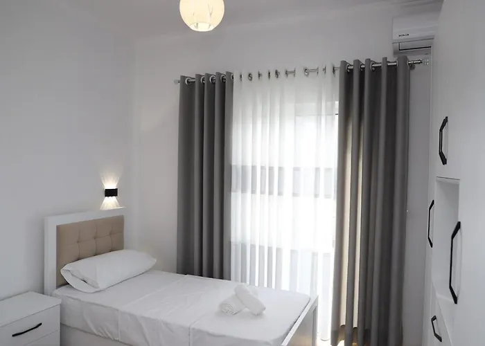 Allkushi Apartament *