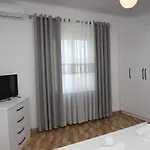Appartement Allkushi *