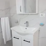 Appartement Allkushi